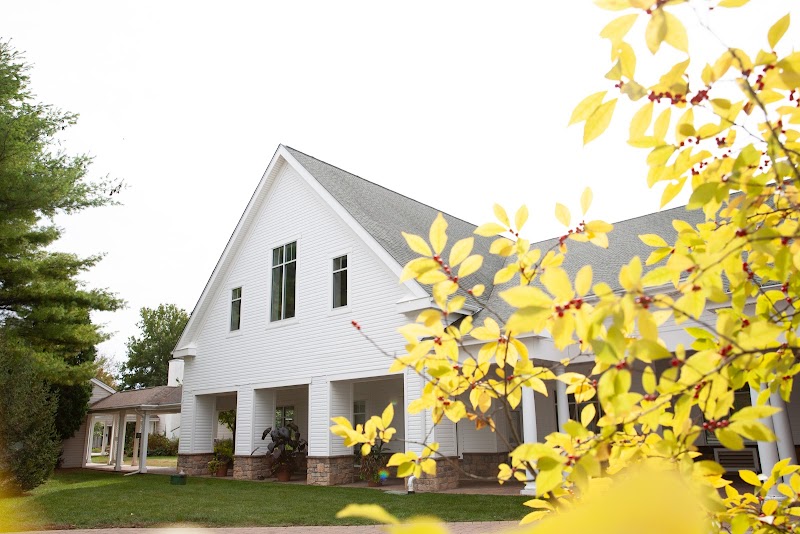 HCC AT WHITE HORSE VILLAGE nursing home in NEWTOWN SQUARE, PA - Photo 5 of 10