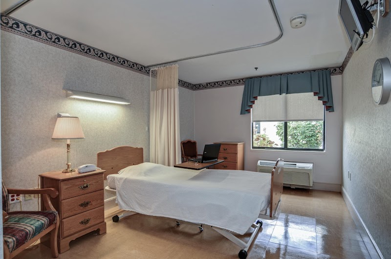 KING OF PRUSSIA SKILLED NURSING AND REHABILITATION nursing home in KING OF PRUSSIA, PA - Photo 3 of 5