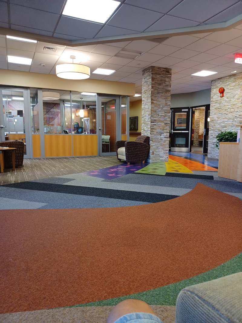 HRH TRANSITIONAL CARE UNIT(A D/B/A ENTITY OF HRHS) nursing home in MEADOWBROOK, PA - Photo 4 of 10