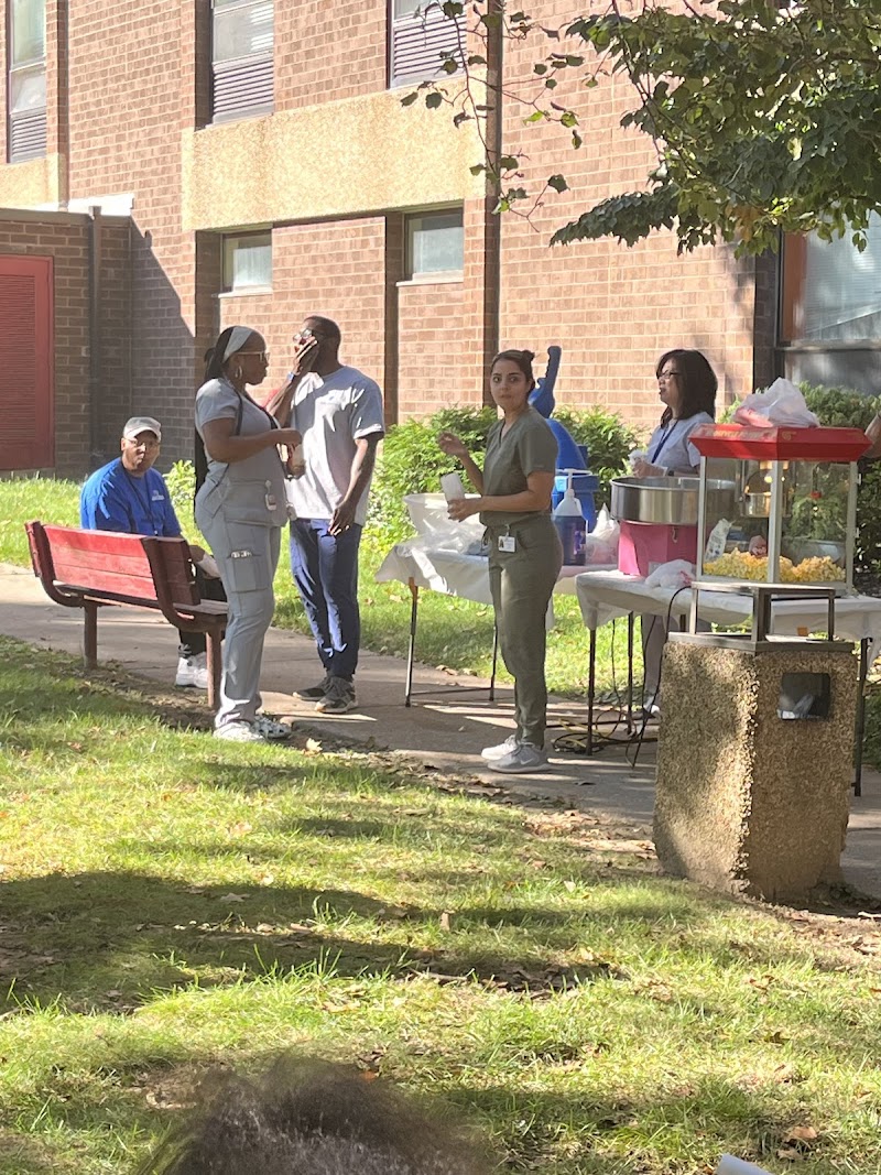 MAPLEWOOD NURSING AND REHAB  CENTER nursing home in PHILADELPHIA, PA - Photo 4 of 5