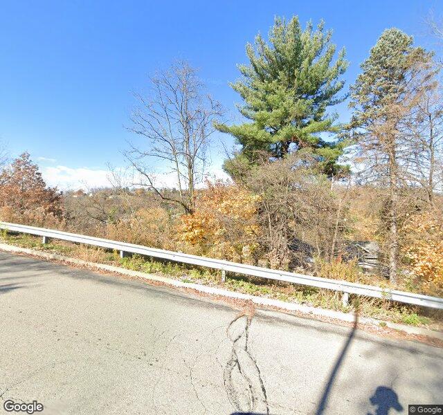 Lgar Health And Rehabilitation nursing home in TURTLE CREEK, PA - Photo 2 of 2