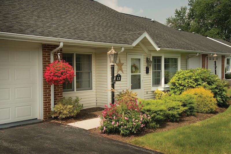 CUMBERLAND CROSSINGS RETIREMENT COMMUNITY nursing home in CARLISLE, PA - Photo 4 of 10