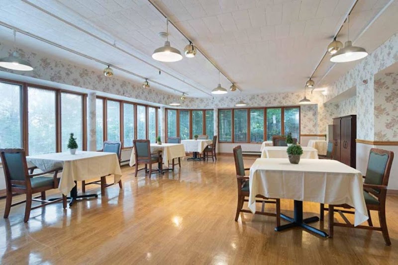 HARMONY HILLS HEALTHCARE AND REHABILITATION CENTER nursing home in WEXFORD, PA - Photo 4 of 5