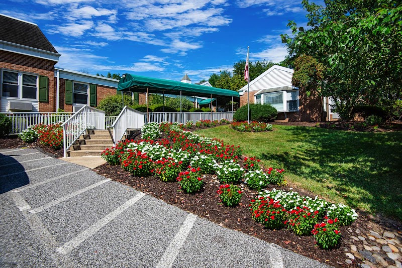 BRINTON MANOR NURSING AND REHABILITATION CENTER nursing home in GLEN MILLS, PA - Photo 2 of 5