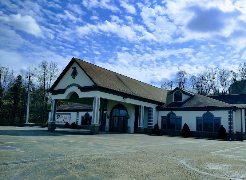 BELLA HEALTHCARE CENTER nursing home in UNIONTOWN, PA - Photo 2 of 5