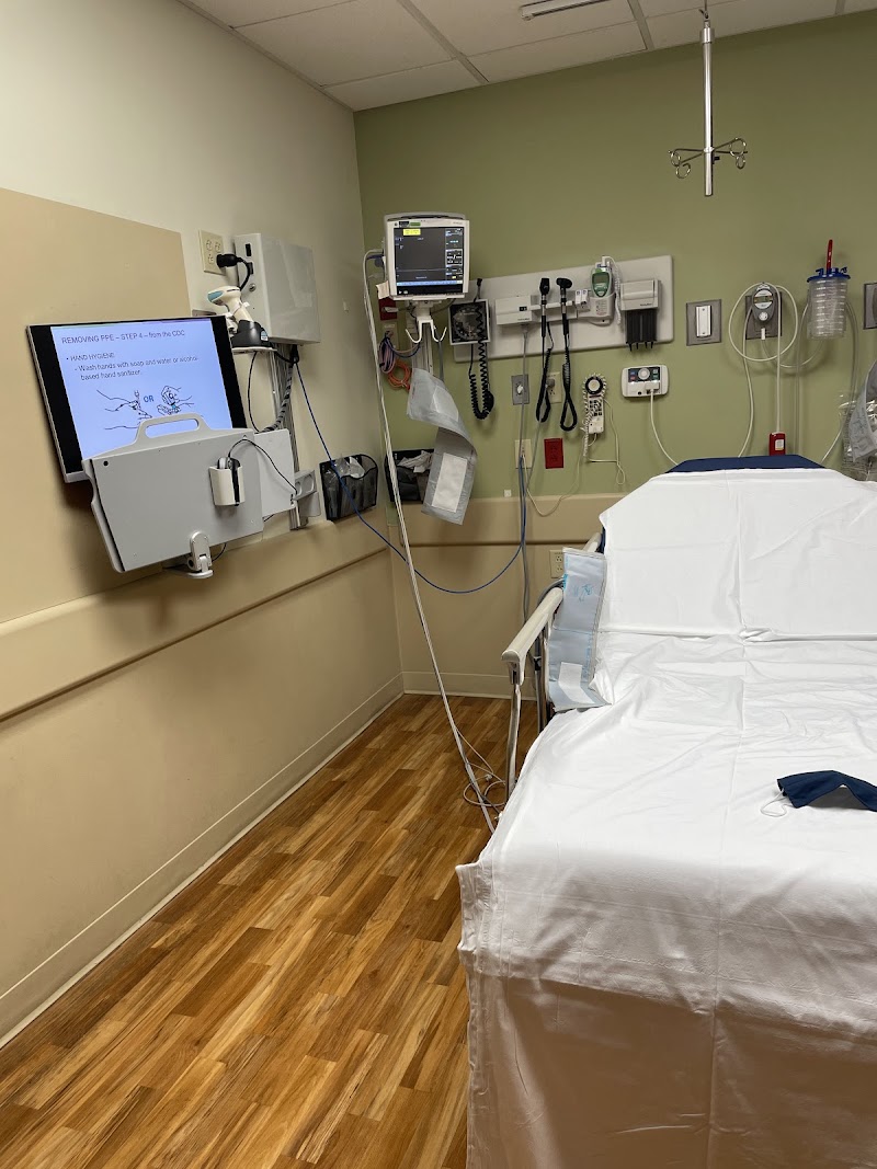 TRANSITIONAL CARE UNIT AT NAZARETH HOSPITAL nursing home in PHILADELPHIA, PA - Photo 3 of 10