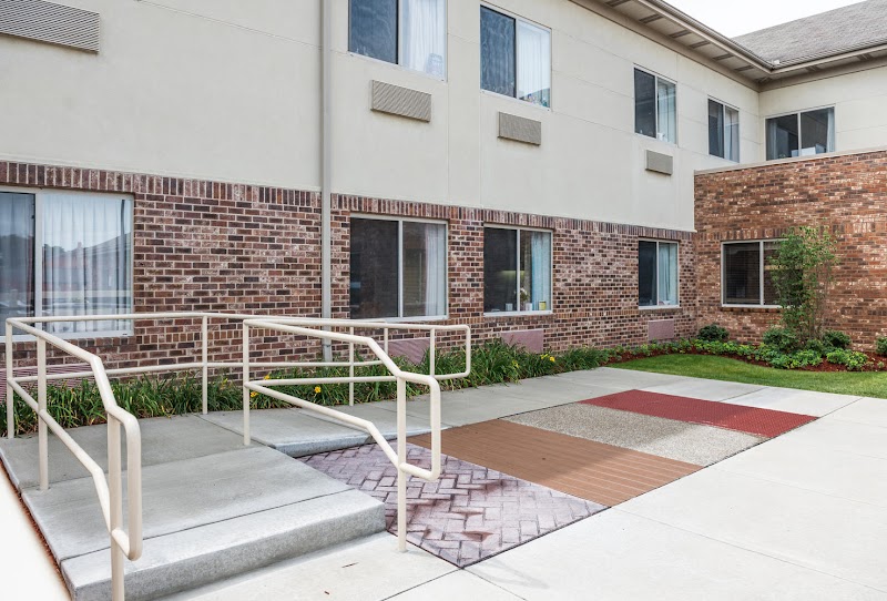 MONROEVILLE POST ACUTE nursing home in MONROEVILLE, PA - Photo 5 of 5