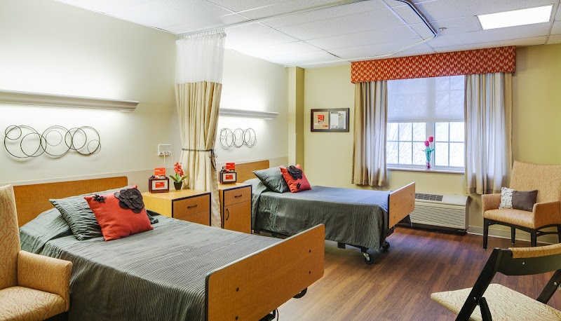 WILLOW GROVE POST ACUTE nursing home in HATBORO, PA - Photo 4 of 5