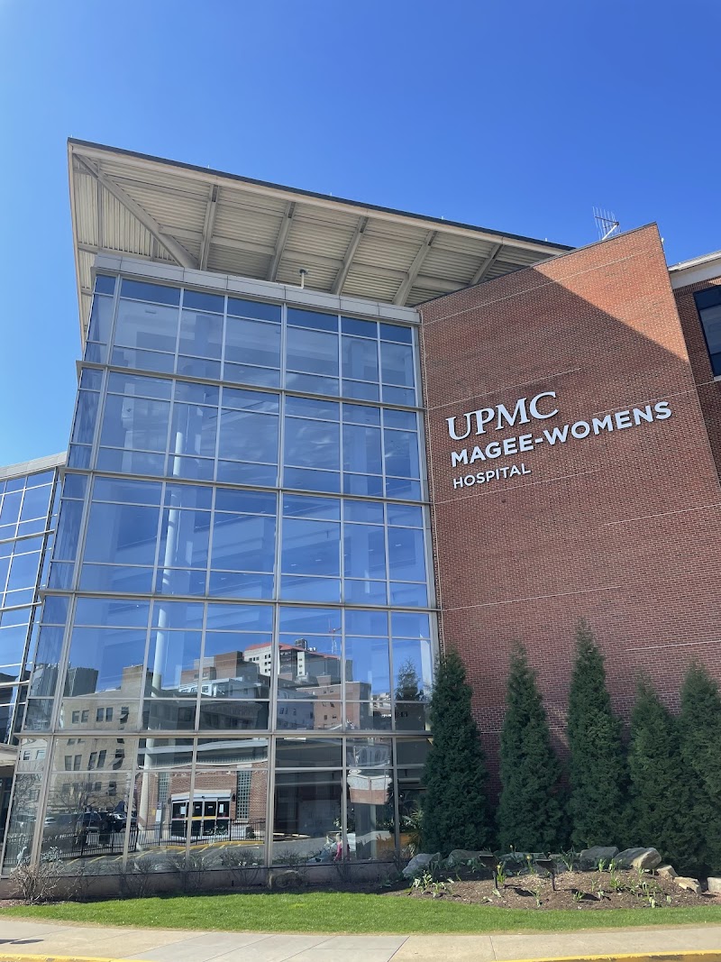 UPMC MAGEE-WOMENS HOSPITAL TCU nursing home in PITTSBURGH, PA - Photo 2 of 10