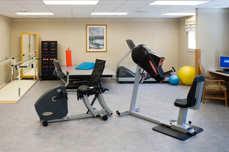 Kent Regency Center nursing home in Warwick, RI - Photo 5 of 10