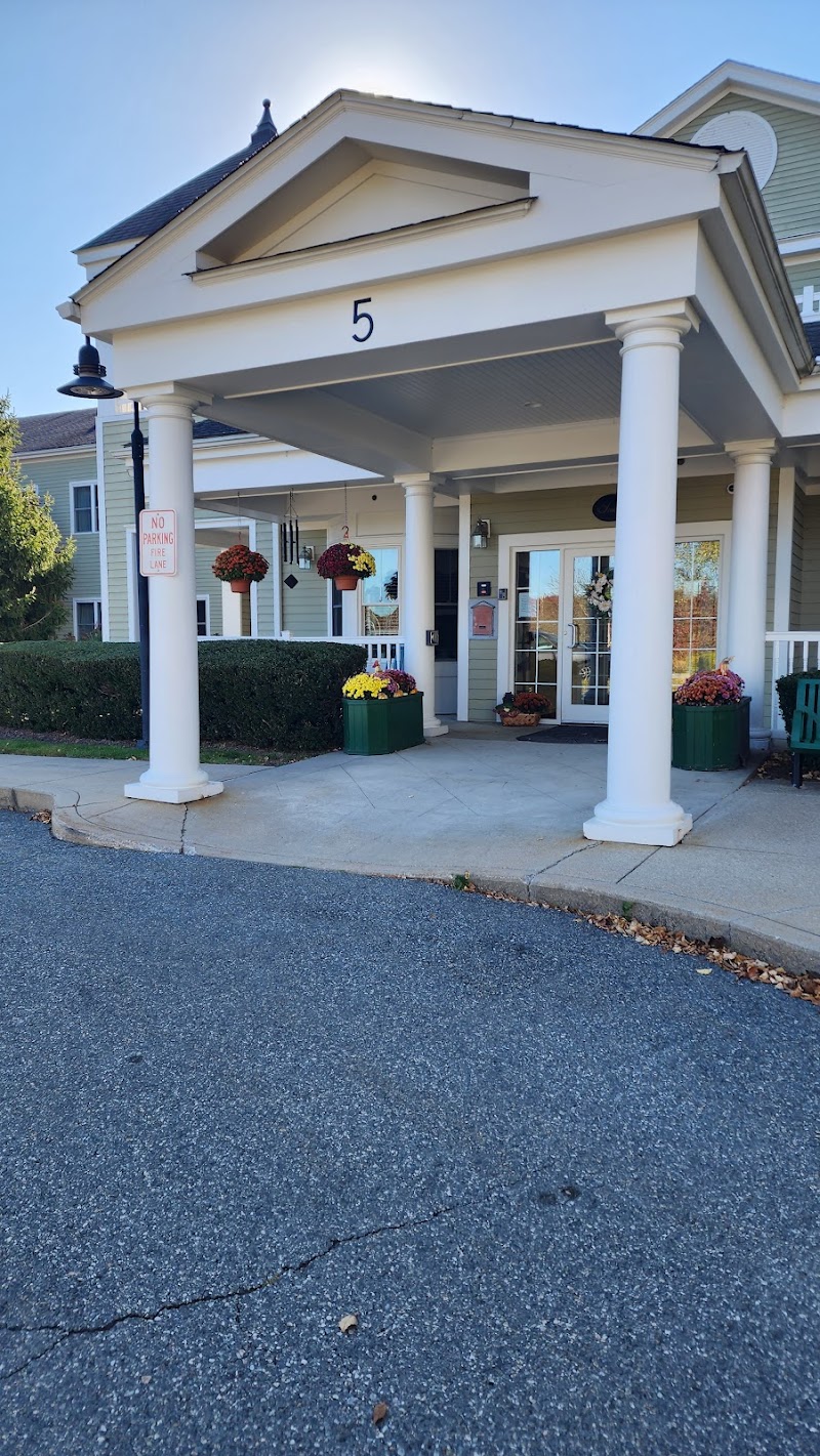 Saint Elizabeth Home East Greenwich nursing home in East Greenwich, RI - Photo 3 of 5