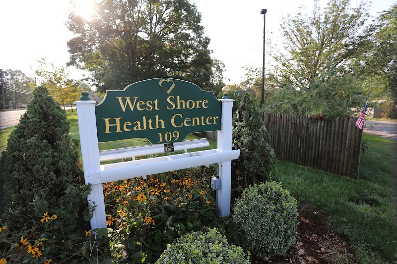 West Shore Health Center Inc nursing home in Warwick, RI - Photo 2 of 5
