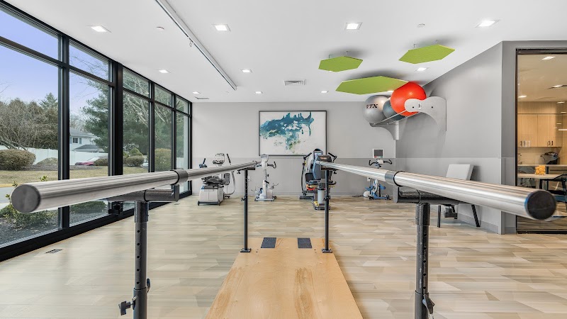 Lincolnwood Rehabilitation and Healthcare Center nursing home in North Providence, RI - Photo 3 of 5