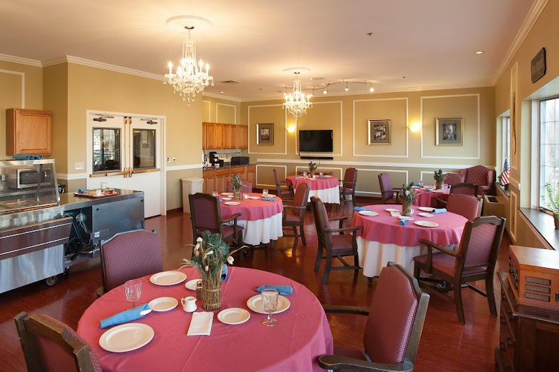 Cherry Hill Manor nursing home in Johnston, RI - Photo 3 of 10