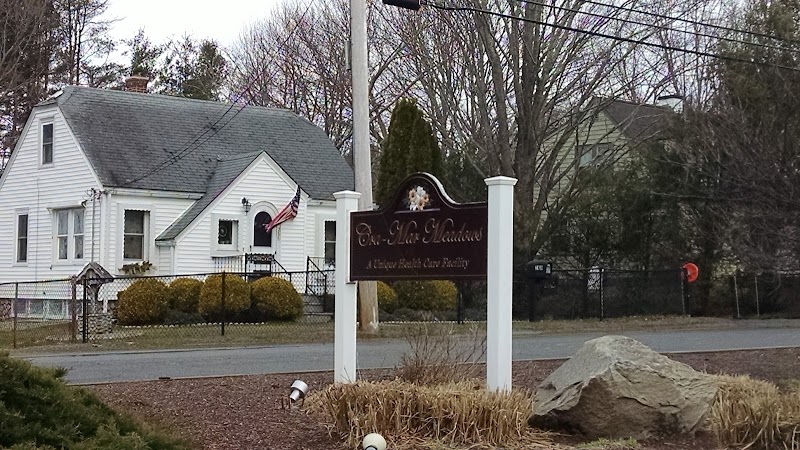 Cra-Mar Meadows nursing home in Cranston, RI - Photo 3 of 5