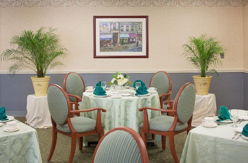 Respiratory and Rehabilitation Center of RI nursing home in Coventry, RI - Photo 3 of 5