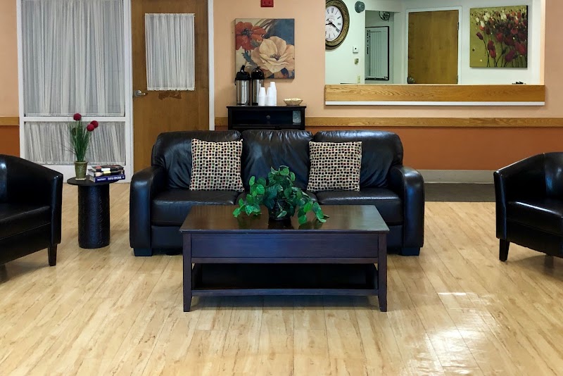 Oakland Grove Health Care Center nursing home in Woonsocket, RI - Photo 3 of 5