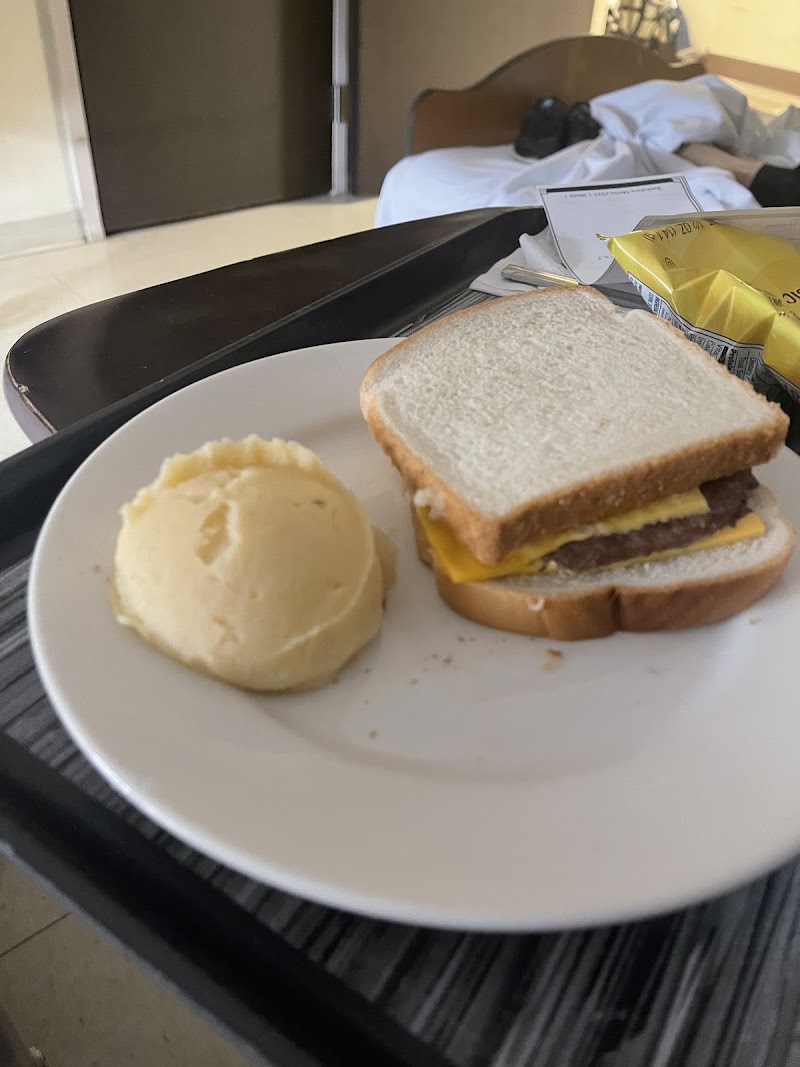 Berkshire Place nursing home in Providence, RI - Photo 3 of 5