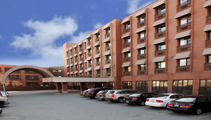 Summit Commons Rehabilitation and Health Care Cent nursing home in Providence, RI - Photo 2 of 5