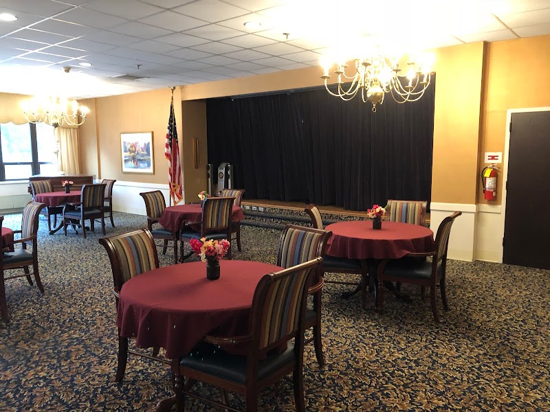 Summit Commons Rehabilitation and Health Care Cent nursing home in Providence, RI - Photo 3 of 5