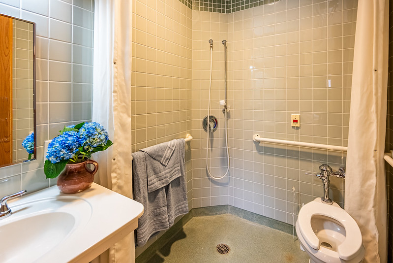 Brushy Creek Post Acute nursing home in Greer, SC - Photo 5 of 9