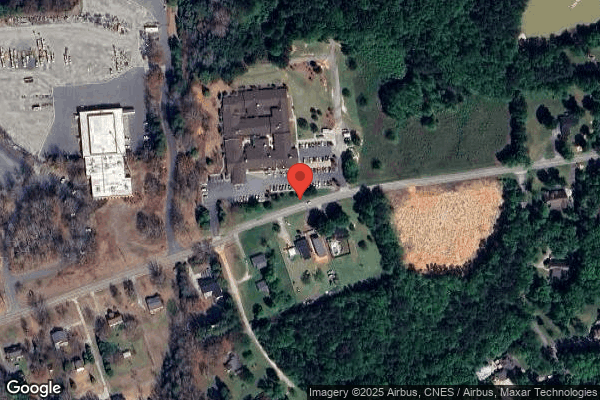White Oak Manor - Lancaster nursing home in Lancaster, SC - Photo 1 of 2