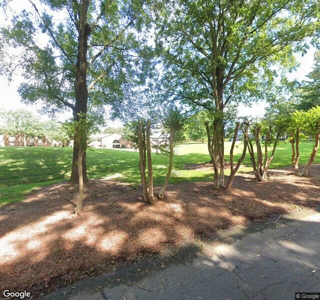 NHC Healthcare - Laurens nursing home in Laurens, SC - Photo 2 of 2