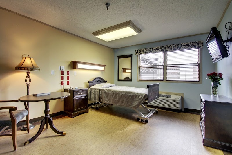 Riverside Health and Rehab nursing home in Charleston, SC - Photo 4 of 5