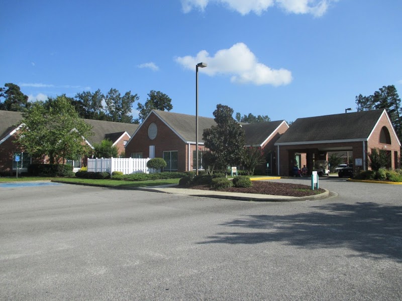 Loris Rehab And Nursing Center, LLC nursing home in Loris, SC - Photo 2 of 2