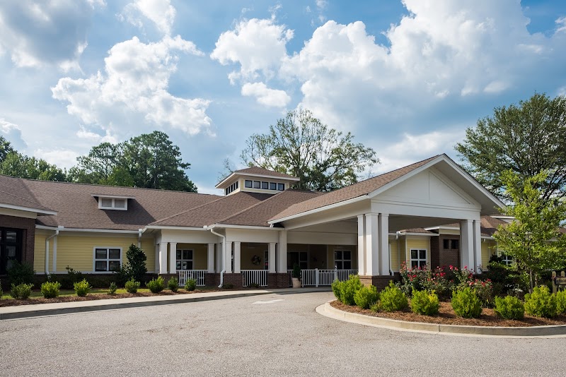 White Oak Manor - Rock Hill nursing home in Rock Hill, SC - Photo 2 of 3