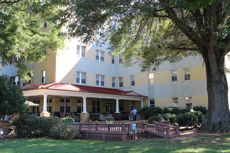 Peachtree Centre nursing home in Gaffney, SC - Photo 4 of 5