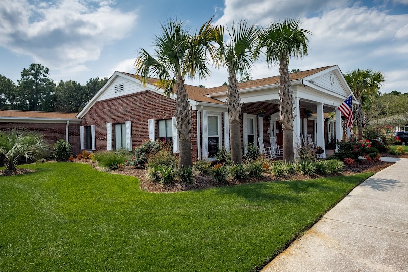 WHITE OAK MANOR - CHARLESTON nursing home in CHARLESTON, SC - Photo 2 of 6