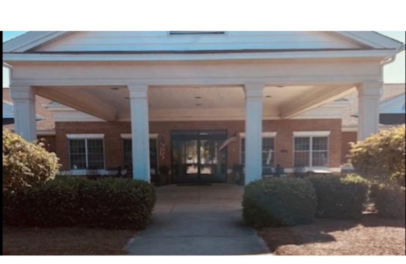 The Oaks Post Acute nursing home in Orangeburg, SC - Photo 2 of 5