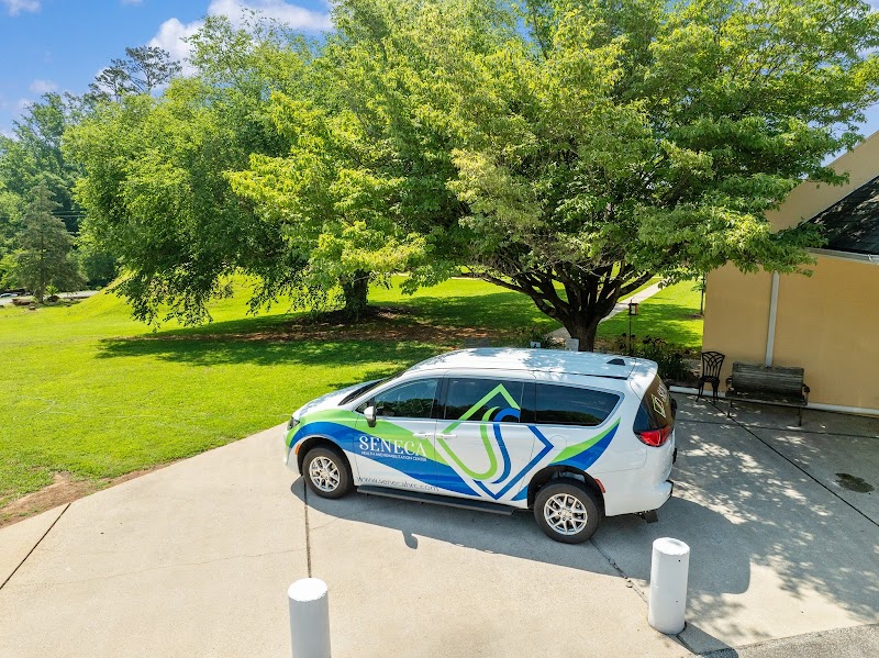 Seneca Health & Rehabilitation Center nursing home in Seneca, SC - Photo 2 of 5