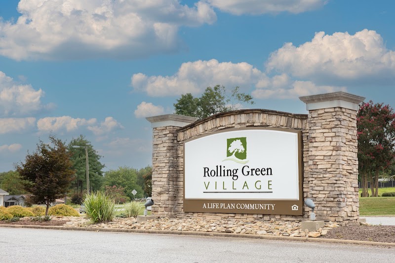 Rolling Green Village nursing home in Greenville, SC - Photo 2 of 10
