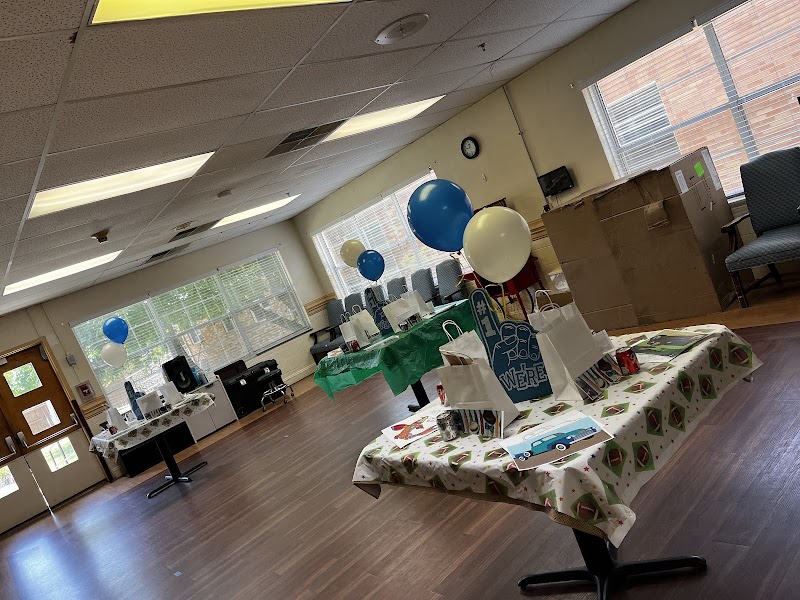 Magnolia Manor - Rock Hill nursing home in Rock Hill, SC - Photo 2 of 5