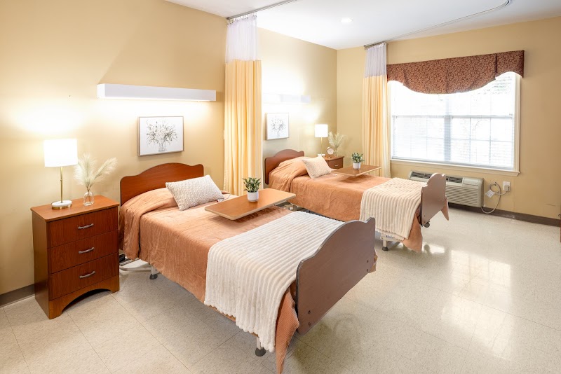 Carlyle Senior Care of Fountain Inn nursing home in Fountain Inn, SC - Photo 3 of 5