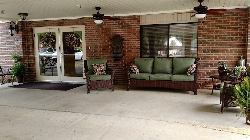 Magnolia Manor - Greenwood nursing home in Greenwood, SC - Photo 5 of 5