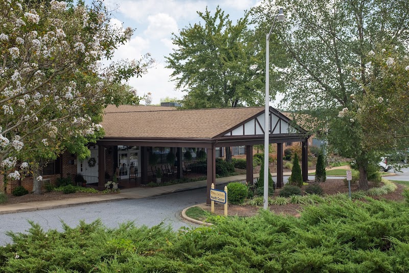 White Oak Estates nursing home in Spartanburg, SC - Photo 2 of 5