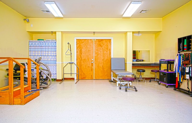 Carlyle Senior Care of Williston LLC nursing home in Williston, SC - Photo 4 of 5