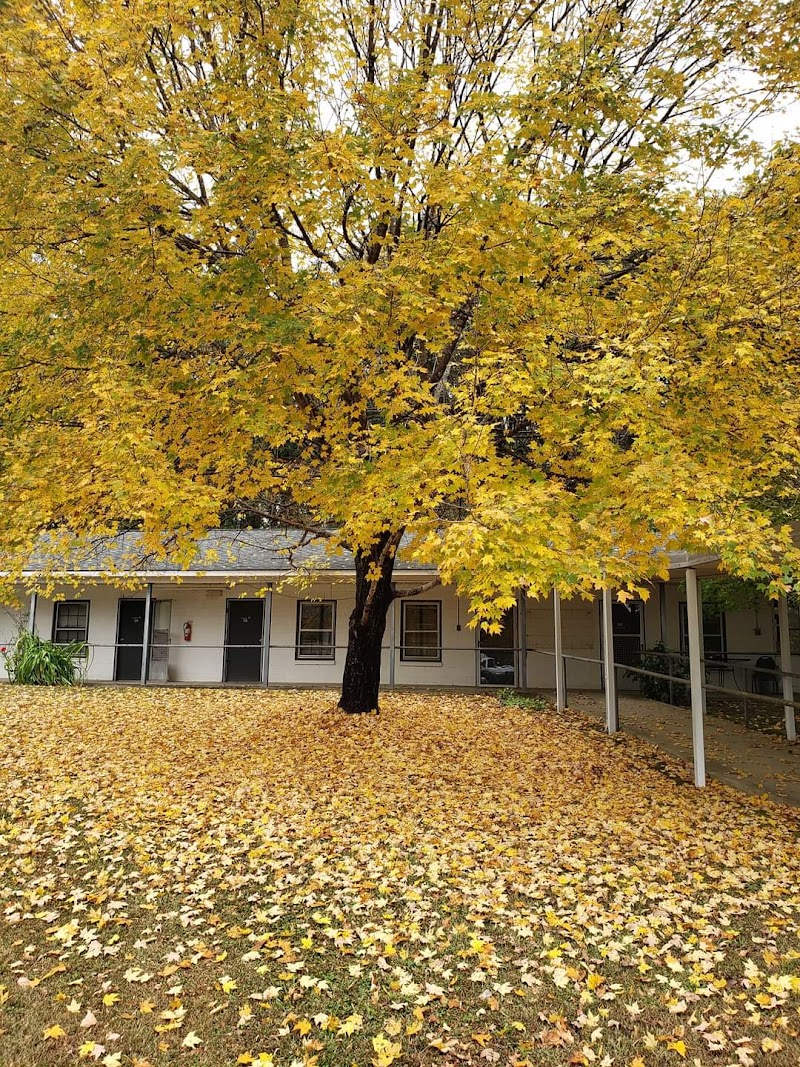 River Falls Post Acute nursing home in Marietta, SC - Photo 3 of 5