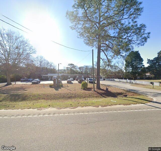 Oak Hollow Of Sumter Rehabilitation Center nursing home in Sumter, SC - Photo 2 of 2