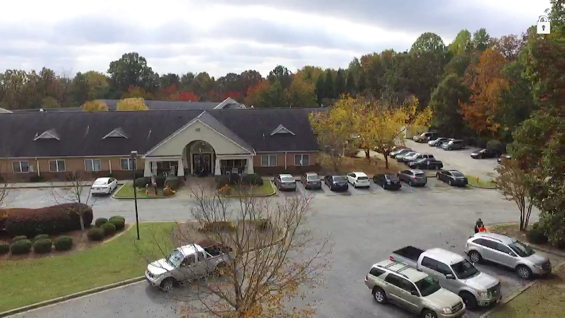 Southpointe Healthcare and Rehabiliation nursing home in Greenville, SC - Photo 4 of 5
