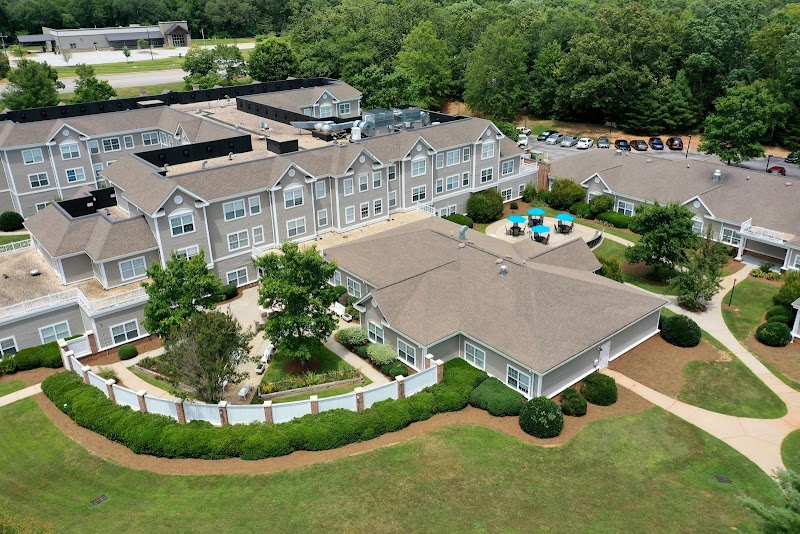 THE GABLES OF PELHAM SKILLED NURSING & REHAB nursing home in GREENVILLE, SC - Photo 4 of 5