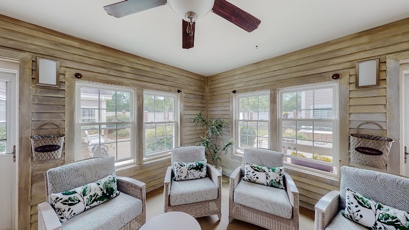 THE GABLES OF PELHAM SKILLED NURSING & REHAB nursing home in GREENVILLE, SC - Photo 5 of 5