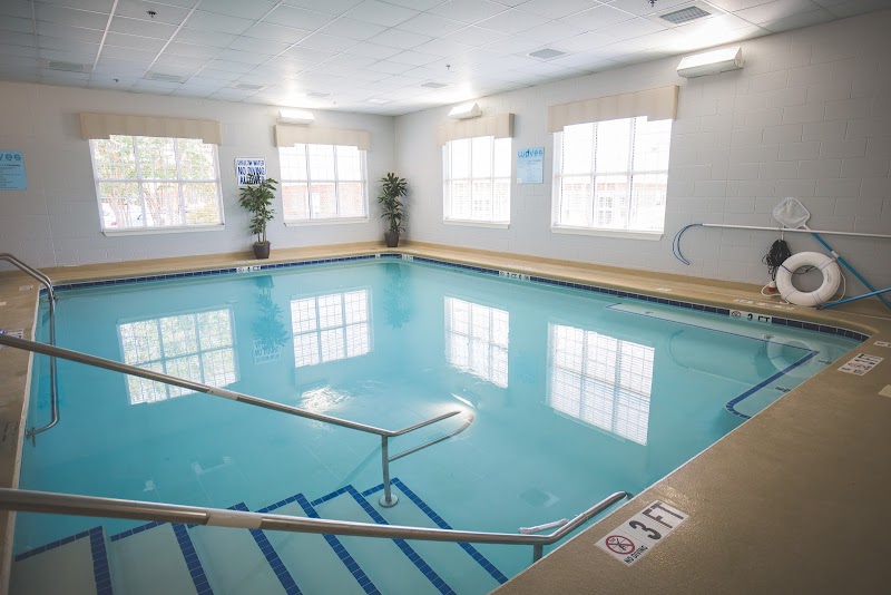 Summit Hills Skilled Nursing Facility nursing home in Spartanburg, SC - Photo 3 of 10