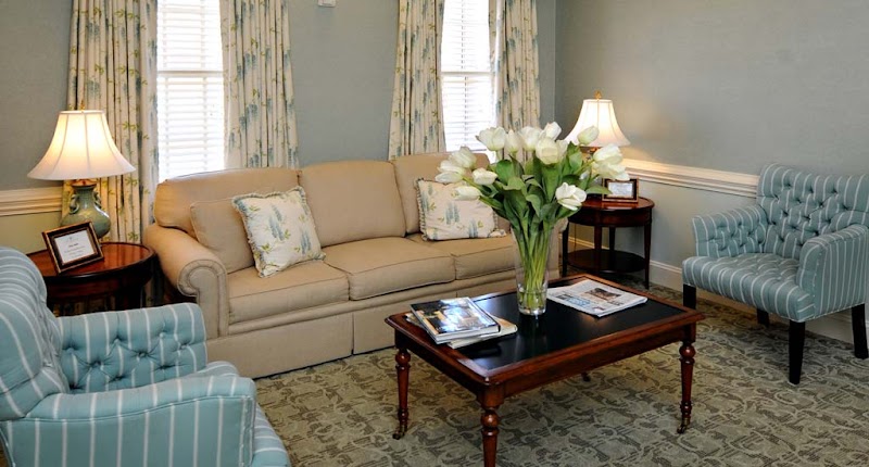 Linville Court At The Cascades Verdae nursing home in Greenville, SC - Photo 5 of 5