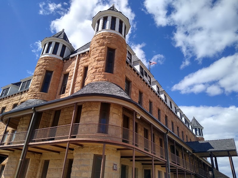 Michael J Fitzmaurice South Dakota Veterans Home nursing home in HOT SPRINGS, SD - Photo 2 of 5