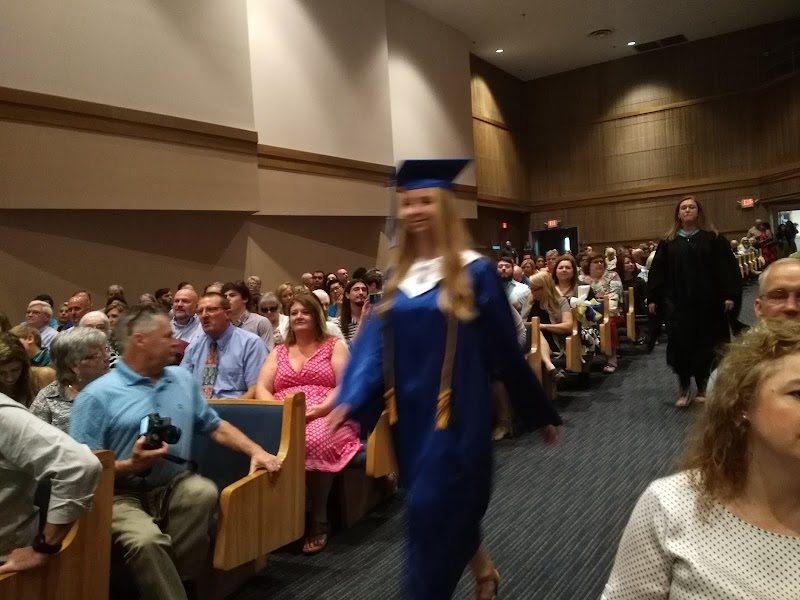 NHC HEALTHCARE, SPRINGFIELD nursing home in SPRINGFIELD, TN - Photo 4 of 5