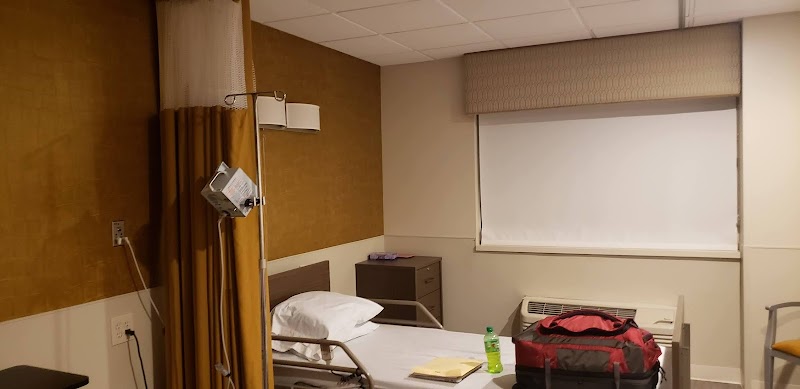 MULBERRY HEALTH & REHABILITATION nursing home in FRANKLIN, TN - Photo 4 of 5